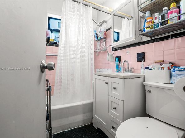 3120 NE 13th Ave, Pompano Beach FL 33064