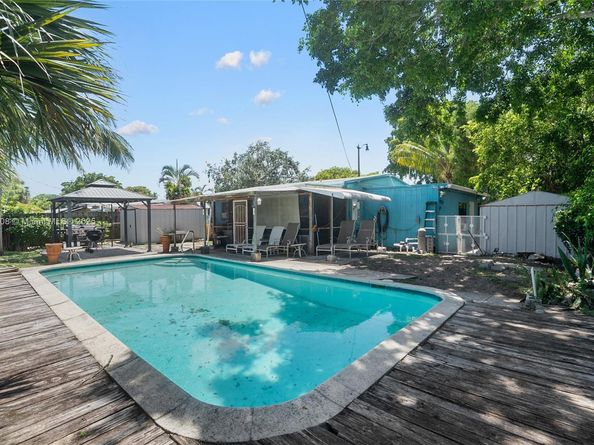 3120 NE 13th Ave, Pompano Beach FL 33064