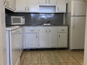 2025 NE 164th St 205, North Miami Beach FL 33162