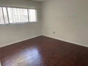 819 NE 199th St 6205, Miami FL 33179