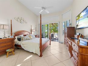 805 Lake Blvd, Weston FL 33326