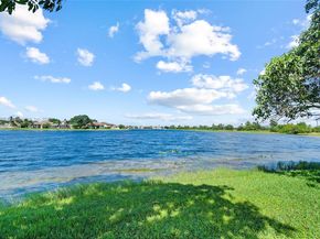805 Lake Blvd, Weston FL 33326