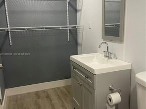 841 N 69th Ave, Hollywood FL 33024