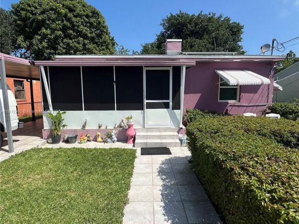 1733 NW 40th St, Miami FL 33142