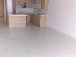 16385 Biscayne Blvd 2020, North Miami Beach FL 33160