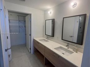 16385 Biscayne Blvd 2020, North Miami Beach FL 33160