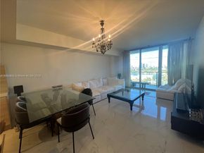 16385 Biscayne Blvd 2020, North Miami Beach FL 33160