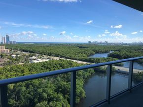 16385 Biscayne Blvd 2020, North Miami Beach FL 33160