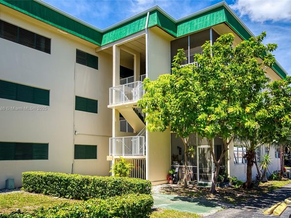 1420 Atlantic Shores Blvd 340, Hallandale Beach FL 33009