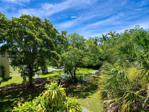 1420 Atlantic Shores Blvd 340, Hallandale Beach FL 33009