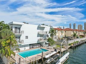 3862 NE 171st St E, North Miami Beach FL 33160