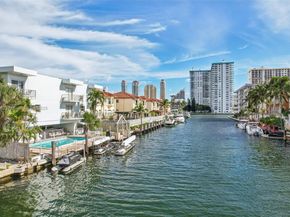 3862 NE 171st St E, North Miami Beach FL 33160