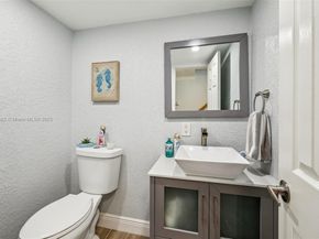 3862 NE 171st St E, North Miami Beach FL 33160