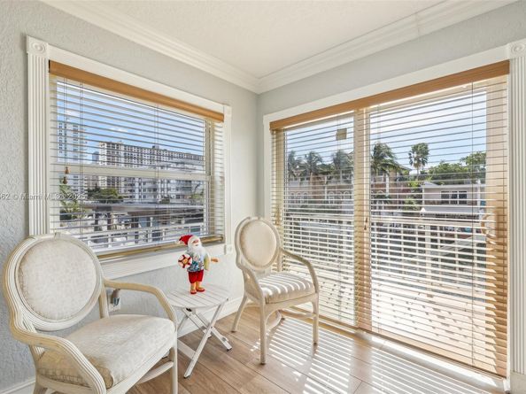 3862 NE 171st St E, North Miami Beach FL 33160
