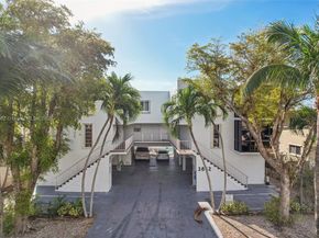 3862 NE 171st St E, North Miami Beach FL 33160
