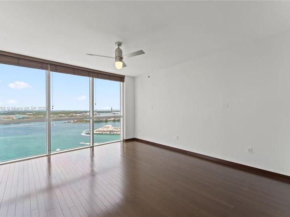 450 Alton Rd 2703, Miami Beach FL 33139