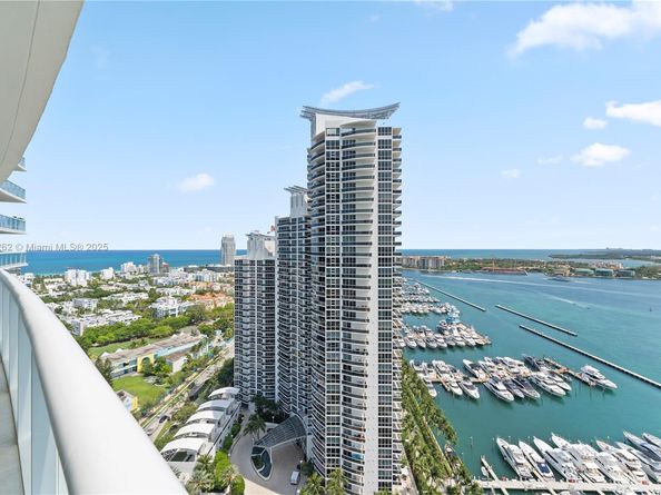 450 Alton Rd 2703, Miami Beach FL 33139