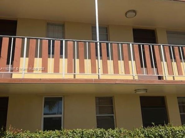 13655 NE 10th Ave 210, North Miami FL 33161