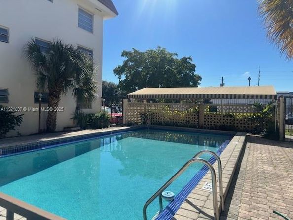 13655 NE 10th Ave 210, North Miami FL 33161