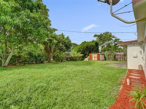 3330 Taft St, Hollywood FL 33021