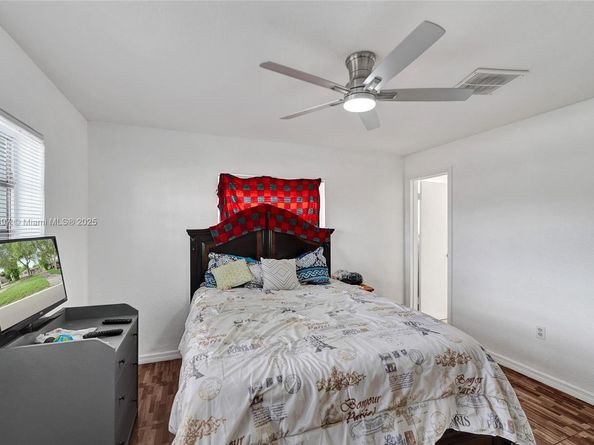 3330 Taft St, Hollywood FL 33021