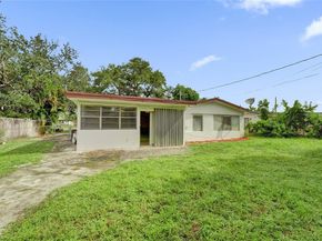 3330 Taft St, Hollywood FL 33021
