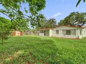 3330 Taft St, Hollywood FL 33021