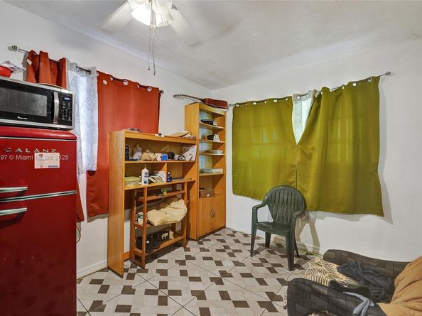 3330 Taft St, Hollywood FL 33021