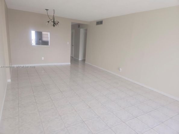 320 NE 12th Ave 703, Hallandale Beach FL 33009