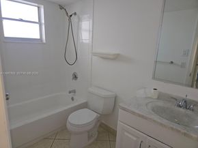 320 NE 12th Ave 703, Hallandale Beach FL 33009
