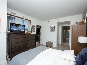 121 NE 34th St 1607, Miami FL 33137