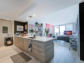 121 NE 34th St 1607, Miami FL 33137