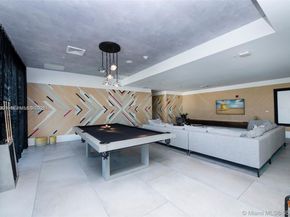 121 NE 34th St 1607, Miami FL 33137