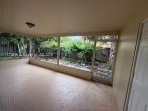 2051 NE 25th Ave, Pompano Beach FL 33062