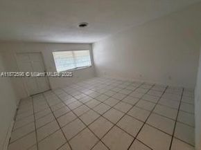 2051 NE 25th Ave, Pompano Beach FL 33062