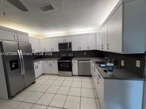 2051 NE 25th Ave, Pompano Beach FL 33062