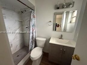 2051 NE 25th Ave, Pompano Beach FL 33062