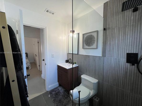 12445 SW 42 St, Miami FL 33175