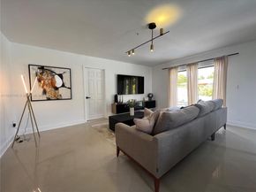 12445 SW 42 St, Miami FL 33175