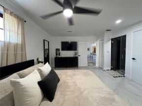 12445 SW 42 St, Miami FL 33175