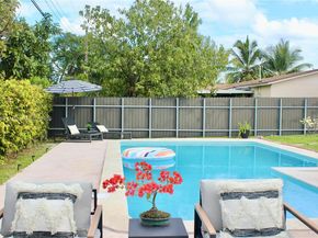12445 SW 42 St, Miami FL 33175