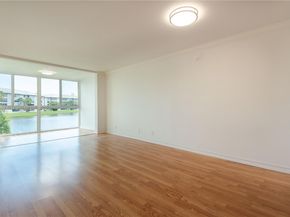 9420 Poinciana Pl 210, Davie FL 33324