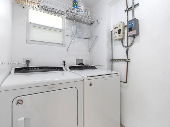 1100 NE 17th Ter, Fort Lauderdale FL 33304