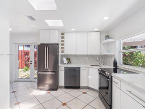 1100 NE 17th Ter, Fort Lauderdale FL 33304