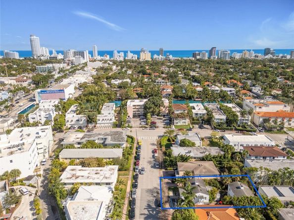830 W 40th St, Miami Beach FL 33140