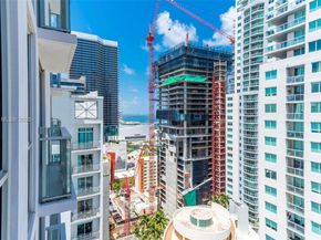 227 NE 2nd St 2611, Miami FL 33132