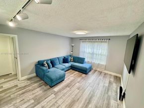 284 NW 69th Ave 279, Plantation FL 33317