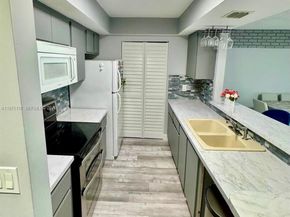 284 NW 69th Ave 279, Plantation FL 33317