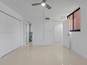 9440 W Flagler St 106, Miami FL 33174