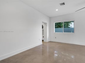 2247 NW 2nd St, Miami FL 33125